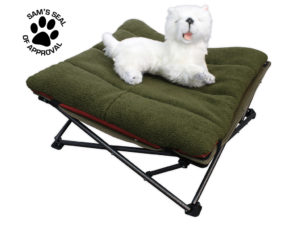 Small-Dog-Bed-Fleece-Mat-outdoor-connection-1